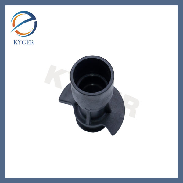 LR028136 - OIL COOLER TO WATER PUMP HOSE - 3.0 V6 PETROL AND 5.0 V8 PETROL - RANGE ROVER L322 & L405, DISCOVERY 4 & 5, RANGE ROVER SPORT AND VELAR