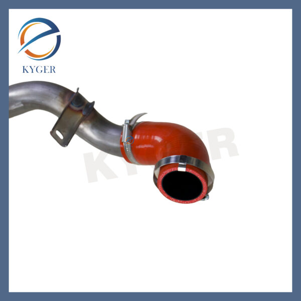 LR041819 - INTERCOOLER INLET HOSE FOR FREELANDER 2 - DIESEL 2.2 TD4 FROM BH000001 CHASSIS NUMBER - GENUINE LAND ROVER OPTION AVAILABLE