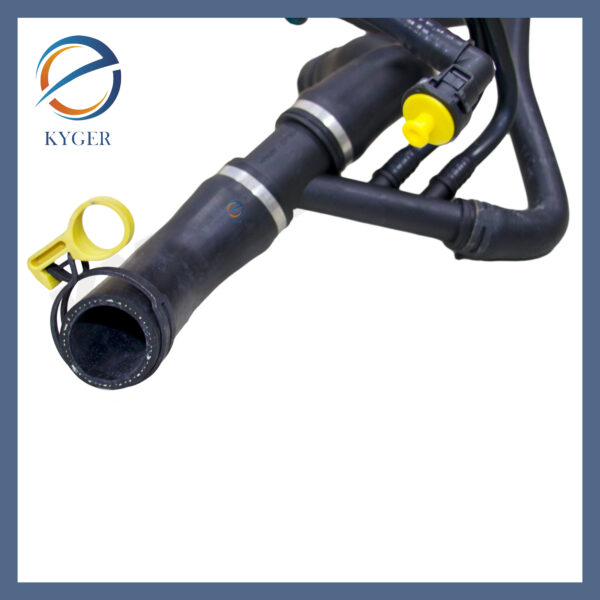 Radiator Coolant Hose LR034637 For Land Rover Discovery 5 Range Rover Sport