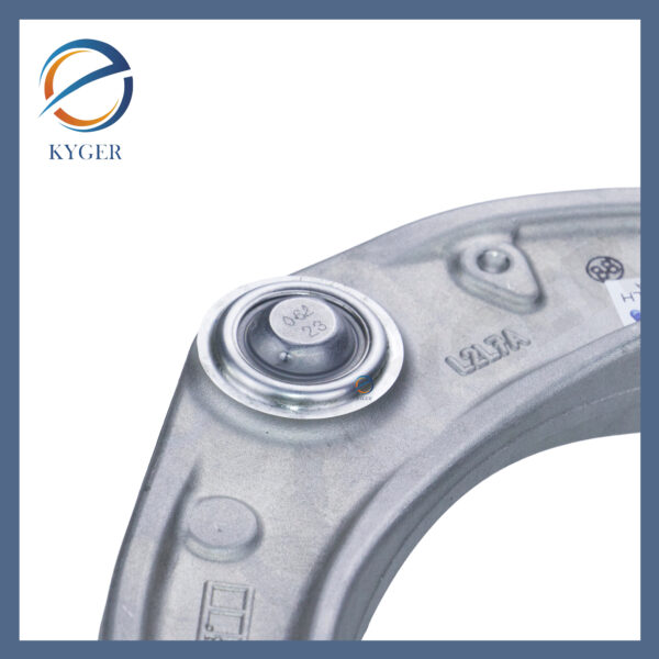 Front Upper Control Arms LR152746 LR152748 For Land Rover Range Rover Range Rover Sport